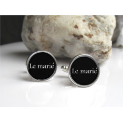 Boutons de manchettes noirs...