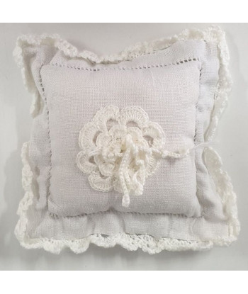 Coussin d'alliances lin et crochet