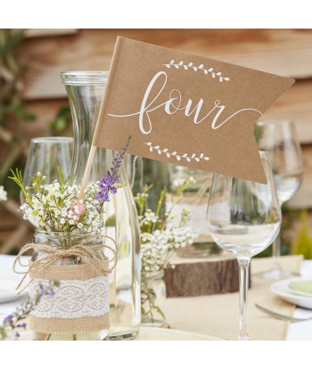 Bocal avec toile de jute et dentelle