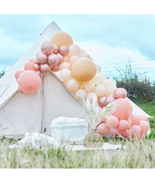 Arche de ballons rose gold, pêche et nude