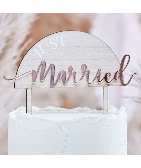 Cake topper just married
