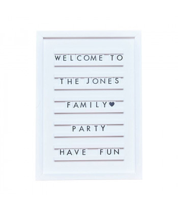 Tableau à lettres coulissantes blanches