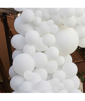 Arche de 200 ballons blancs