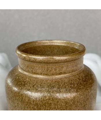 Petit vase en grès camel moucheté
