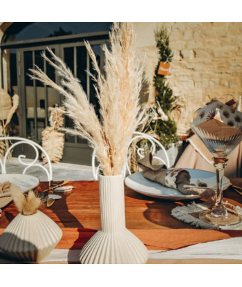 Vase strié moderne beige crème en poterie