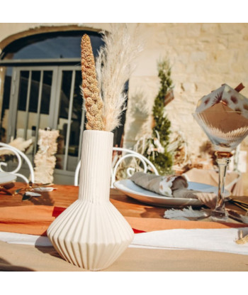 Vase strié moderne beige crème en poterie