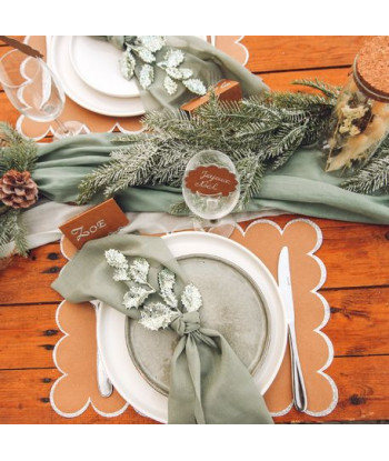 Chemin de table en mousseline sauge