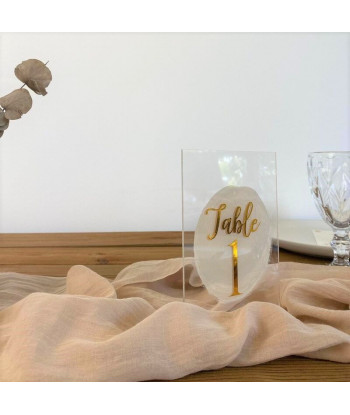 Numéros de table en plexis et bois