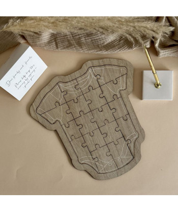 Livre d'or en bois en forme de puzzle