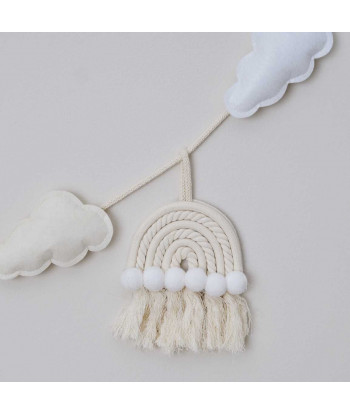 Guirlande arc-en-ciel et nuages en macramé
