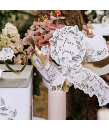 Accessoires vintage pour coin photobooth mariage