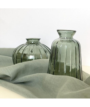 Petit vase ancien vert sauge