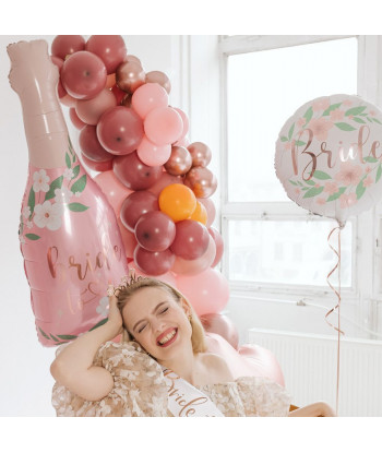 Ballon bouteille EVJF rose "bride to be"
