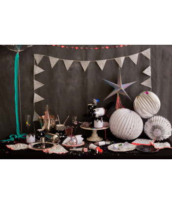 vaisselle jetable noire