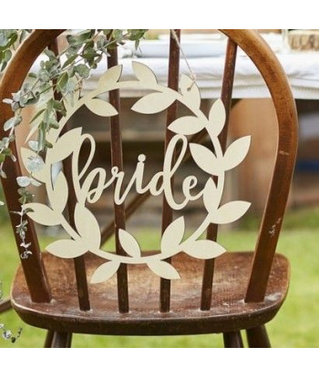 Décoration de chaises des mariés